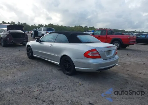 2004 Mercedes-Benz Clk 500 z USA, uszkodzony, nr VIN WDBTK75G04T020385